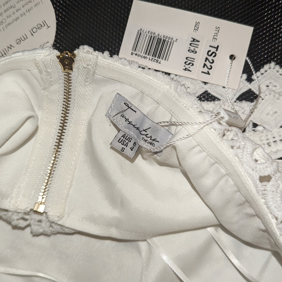 Two Sisters Celine Top White Size 4 Off The Shoulder - Picture 7 of 12